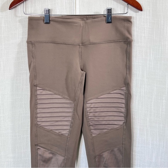 Alo Yoga Moto Gravel Gloss High Waisted Athletic Workout Gym Leggings Size S - Picture 3 of 12